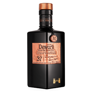 Dewar's Blended Scotch Whisky W/2 Baccarat Tumblers 37 Year 375ml